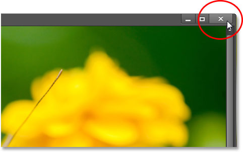 Closing a floating document window in Photoshop CS6. Image © 2013 Photoshop Essentials.com