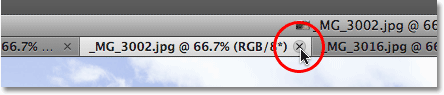 Closing a single image in Photoshop CS4. Image © 2009 Photoshop Essentials.com.