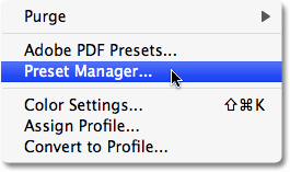 Memilih Preset Manager di Photoshop. Gambar © 2008 Photoshop Essentials.com.