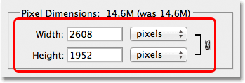 Lebar dan tinggi saat ini gambar, dalam pixel, seperti yang ditunjukkan dalam kotak dialog Image Size. Image © 2012 Photoshop Essentials.com