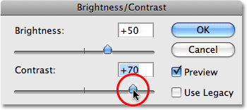 Увеличение значения Контрастность 70. Image © 2009 Photoshop Essentials.com.