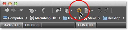 Mengklik Open in Camera Raw icon di Adobe Bridge CS6. Image © 2013 Photoshop Essentials.com