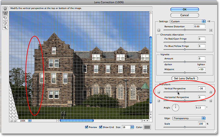 Mengatur Perspektif slider vertikal di kotak dialog Lensa Koreksi. Gambar © 2009 Photoshop Essentials.com