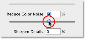 Mengurangi Kebisingan Warna slider di Reduce Kebisingan filter pada Photoshop. Image © 2010 Photoshop Essentials.com