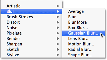 Pergi ke Filter> Blur> Gaussian Blur. Image © 2010 Photoshop Essentials.com.