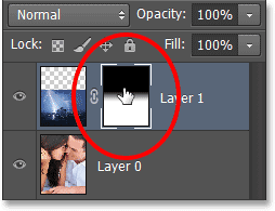 Mengklik pada thumbnail layer mask. Image © 2013 Photoshop Essentials.com