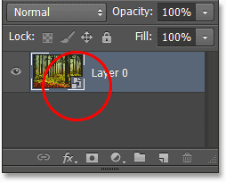 Layer Background telah dikonversi ke Smart Object. Image © 2013 Photoshop Essentials.com