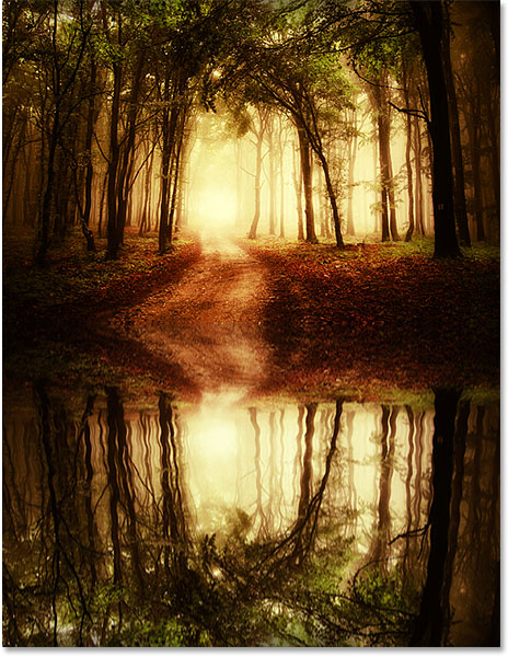 Sebuah Contoh kedua dari efek refleksi air di Photoshop CS6. Image © 2013 Photoshop Essentials.com