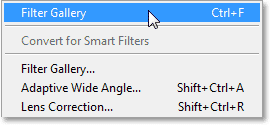 Memilih Galeri Filter lagi dari menu Filter. Image © 2013 Photoshop Essentials.com