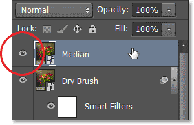 Memilih dan menghidupkan lapisan Median pada panel Layers. Image © 2013 Photoshop Essentials.com