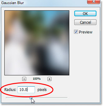 Photoshop's Gaussian Blur dialog box