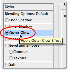 Memilih layer style Outer Glow di Photoshop. Gambar © 2008 Photoshop Essentials.com.