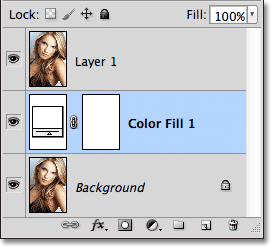 Solid Color untuk mengisi layer muncul di panel Layers. Gambar © 2011 Photoshop Essentials.