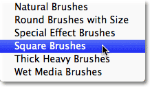 Memuat brushes Persegi diatur dalam Photoshop. Gambar © 2011 Photoshop Essentials.