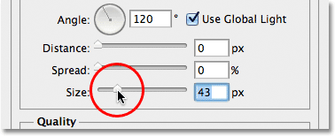 Menyeret Ukuran slider di Drop Shadow pilihan layer style. Image © 2012 Photoshop Essentials.com.