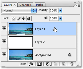 Memilih 'Layer 1' di palet Layers di Photoshop. Gambar © 2008 Photoshop Essentials.com.