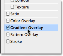 Выбор стиля слоя Gradient Overlay. Image © 2010 Photoshop Essentials.com.