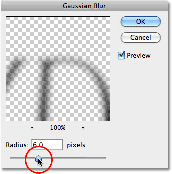 Menambahkan lebih kabur dengan Gaussian Blur. Image © 2010 Photoshop Essentials.com.