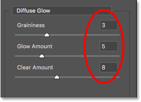 The Diffuse Glow filter settings in the Filter Gallery