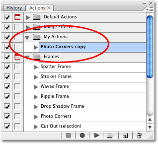 A copy of the Photo Corners action now appears in the 'My Actions' set. 