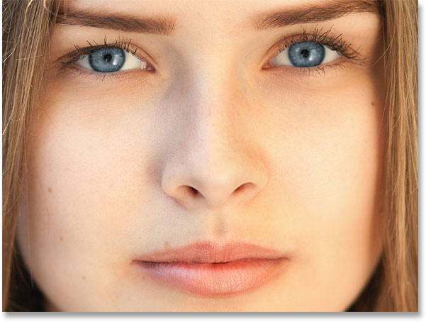 Change Eye Color of Image with Eye Color Changer Online