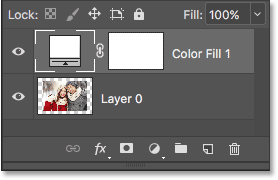 تعرض لوحة Layers طبقة التعبئة أعلى الصورة. 