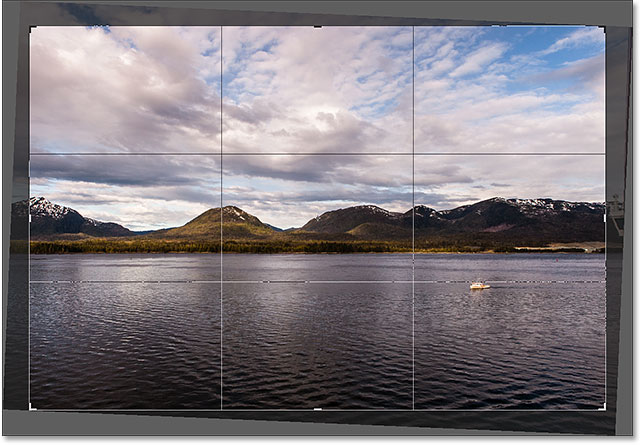 The Rule of Thirds grid returns when you release your mouse button. Image © 2016 Photoshop Essentials.com