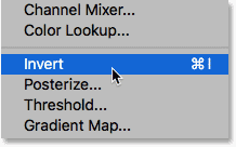 Chọn comand Invert từ trong menu Hình ảnh. 
