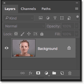 تعرض لوحة Photoshop Layers الصورة الأصلية على طبقة الخلفية