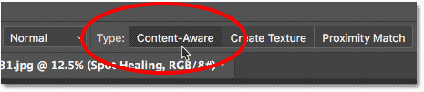 Tùy chọn Content-Aware cho Spot Healing Brush trong Photoshop.