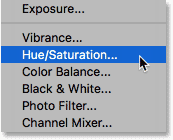 إضافة طبقة ضبط Hue / Saturation لتبييض الأسنان.