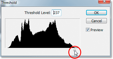 Kéo thanh trượt ở cuối hộp thoại Threshold.