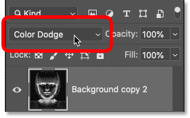 Changing the blend mode of the layer to Color Dodge.