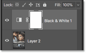 تعرض لوحة Layers طبقة ضبط أبيض وأسود