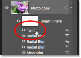 Mengedit filter cerdas Twirl di bawah layer 'Photo copy'