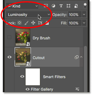 Changing the blend mode of of the Smart Object to Luminosity