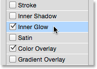 Selecting an Inner Glow layer style.