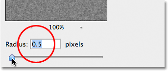 a Gaussian Blur szűrő kiválasztása a Photoshopban.