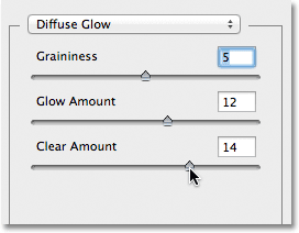 The Graininess, Glow Amount and Clear Amount sliders for the Diffuse Glow filter.