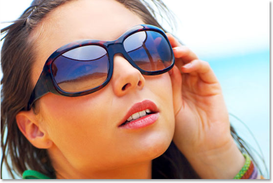 How to Add Reflections to Sunglasses in Photoshop