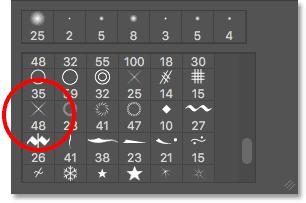 Selecting the Crosshatch 4 brush in the Brush Preset picker. 